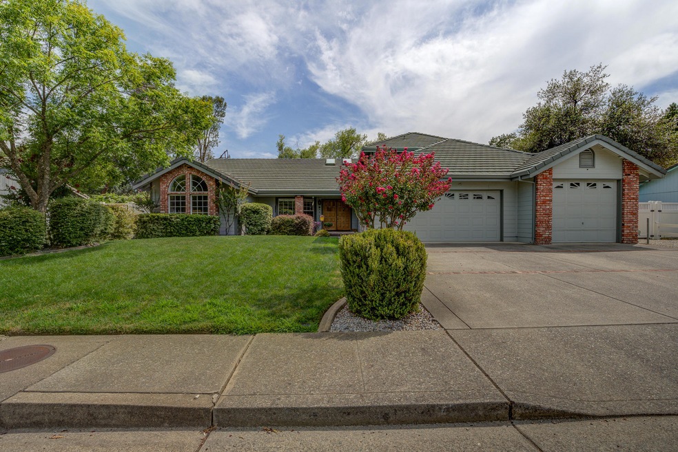 2915LakeRedding_003