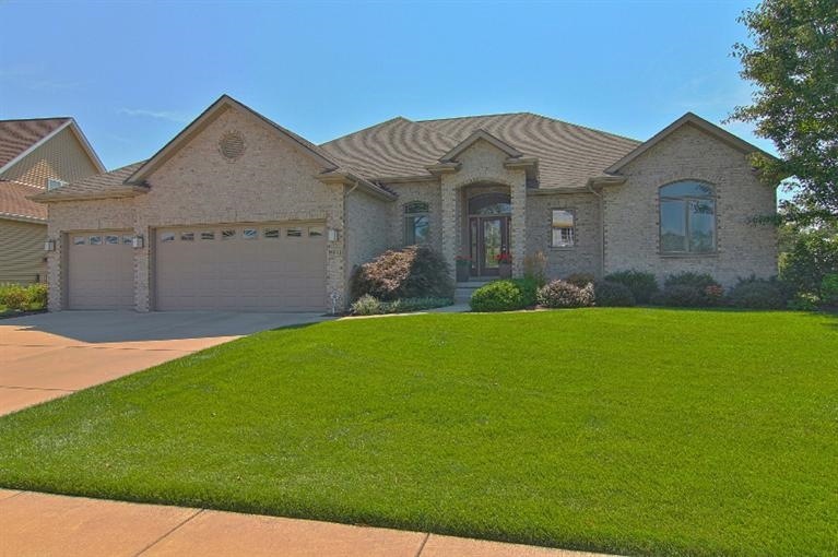 9971 Mathews St, Crown Point, IN 46307 - photo 1