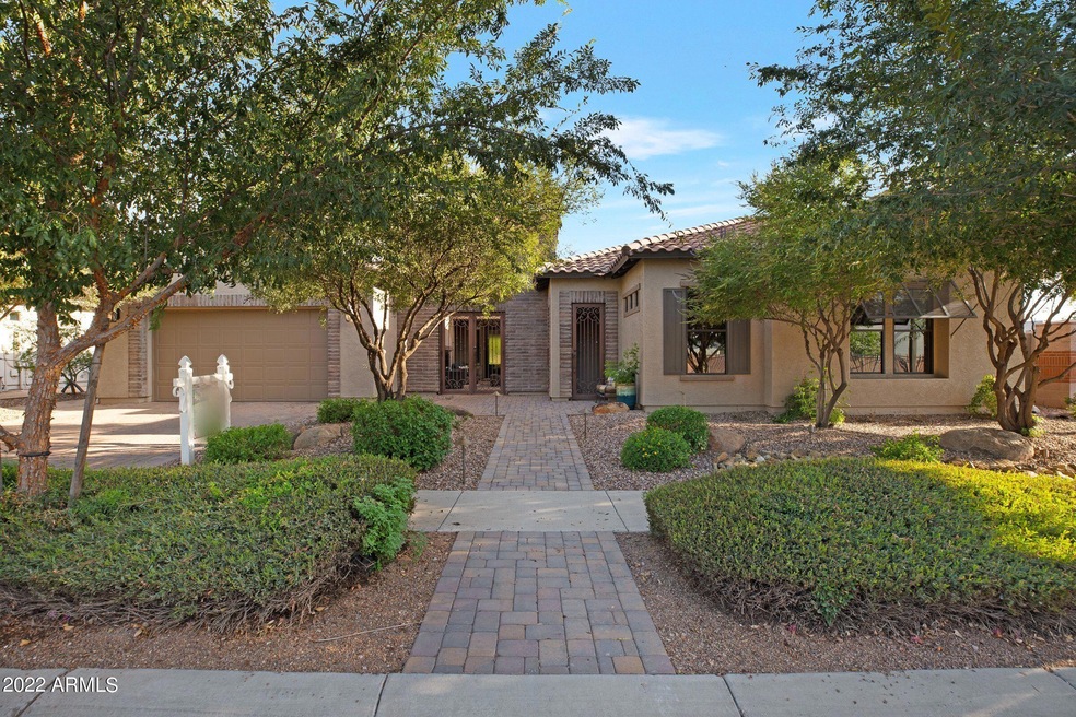 2817 E. Red Oak St.