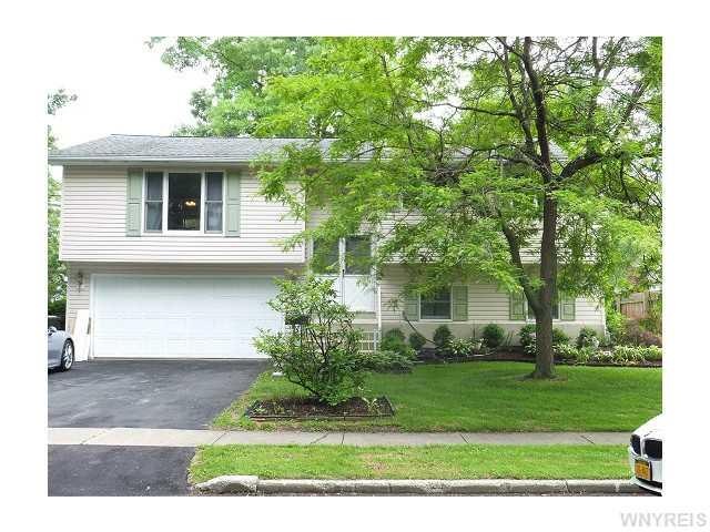 559 Euclid Ave, North Tonawanda, NY 14120 - photo 1