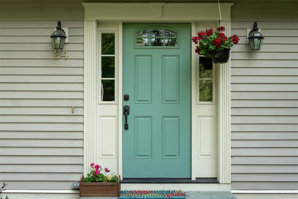 24 Pitman Rd, East Hampstead, NH 03826 - photo 1