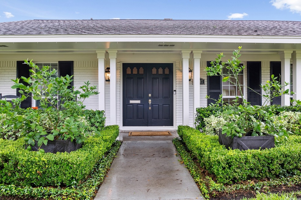 6237 Ella Lee Ln, Houston, TX 77057 - photo 1