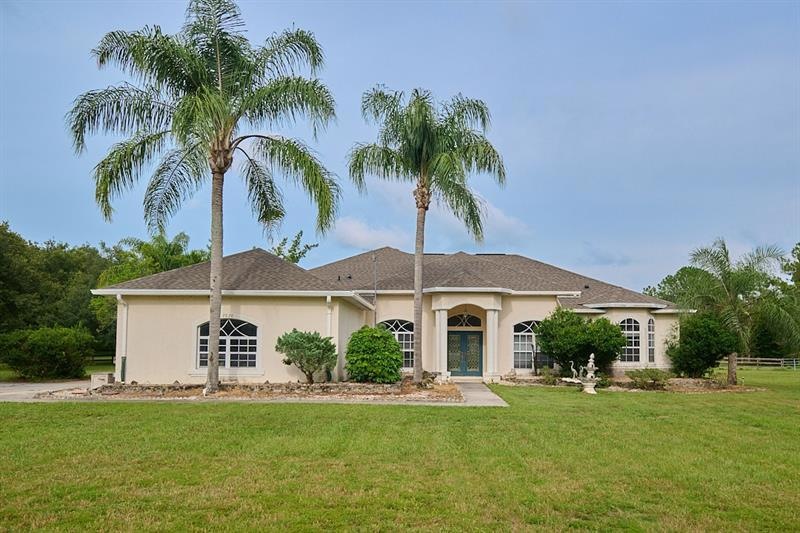 7820 Riata Place, Zephyrhills, FL 33541 - photo 1