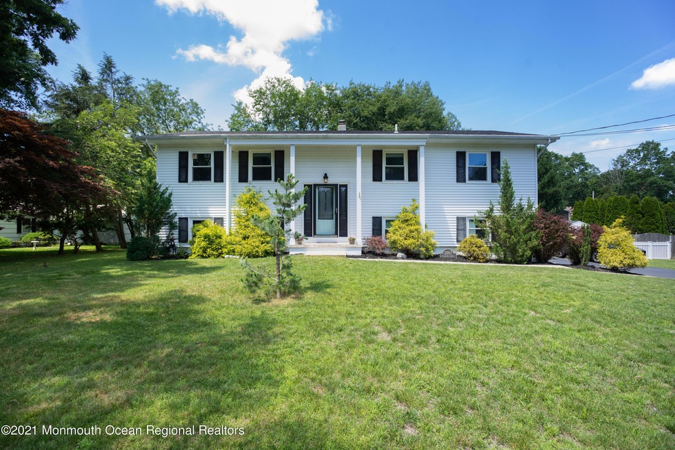 2002 Holbrook St, Oakhurst, NJ 07755 - photo 1