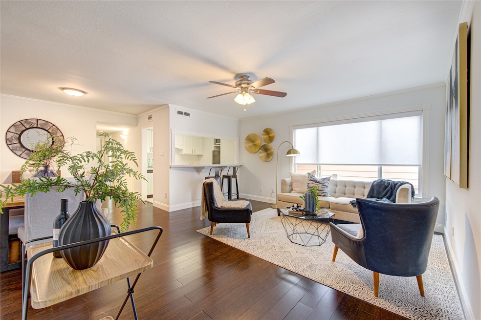Incredible condo in fantastic location close to th