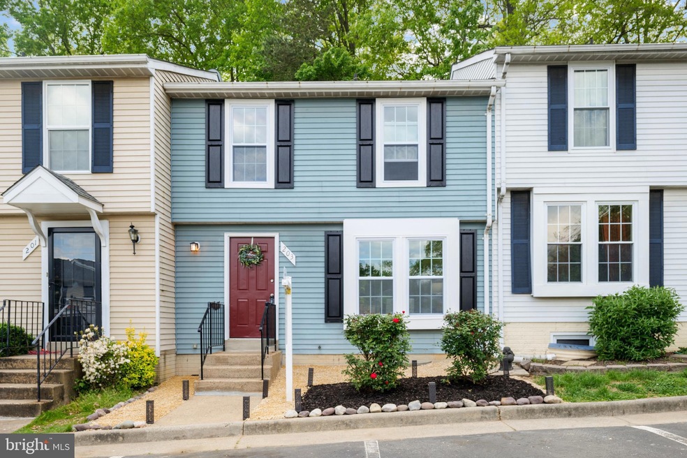 203 Essex St unit 2, Stafford, VA 22554 - photo 1