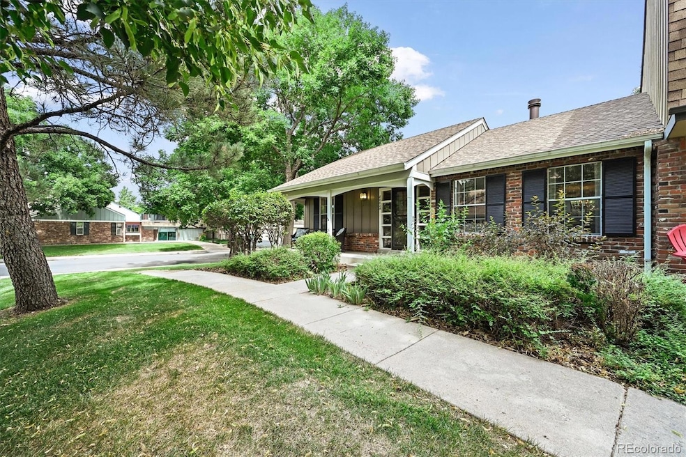 8862 E Amherst Dr unit A, Denver, CO 80231 - photo 1
