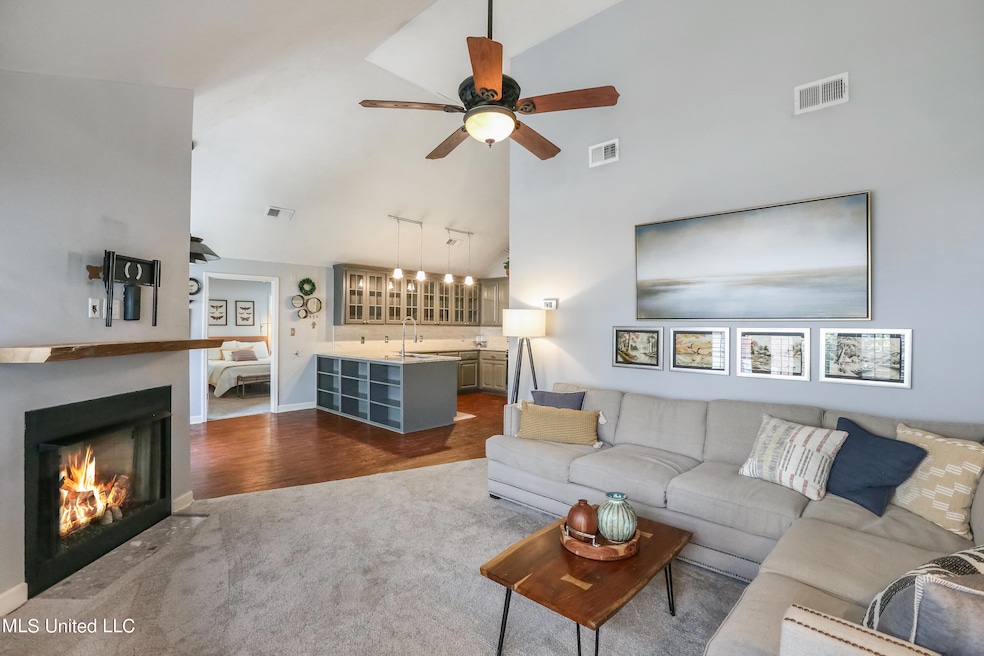 113 Fox Run Way - BB - 1
