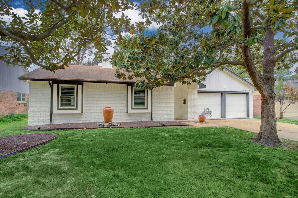 6310 Autumn Arbor Dr, Houston, TX 77092 - photo 1