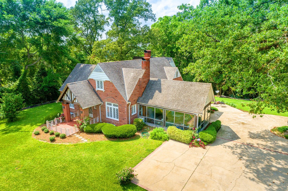 694 Highway 15 S, Laurel, MS 39443 - photo 1