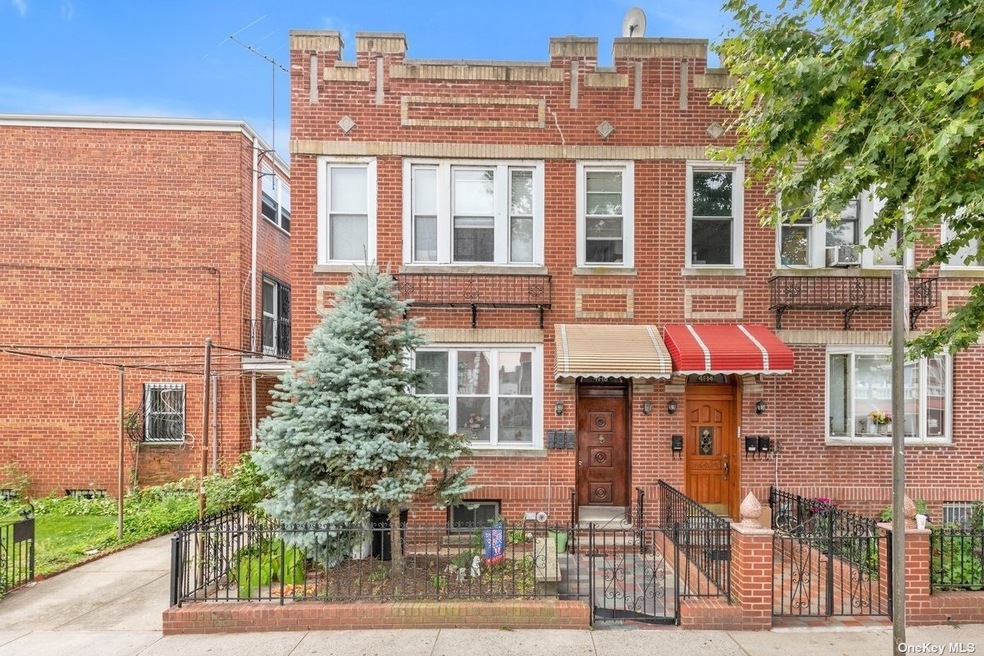 4116 25th Ave, Astoria, NY 11103 - photo 1