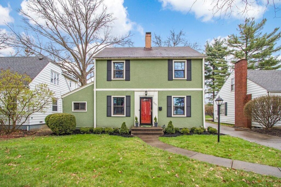 302 East Beaumont Road-3.jpg-SMALL