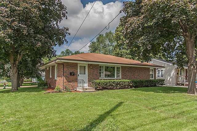 1002 68th St, Windsor Heights, IA 50324 - photo 1