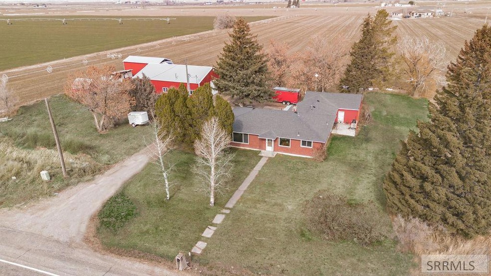 992 W Highway 39, Blackfoot, ID 83221 - photo 1