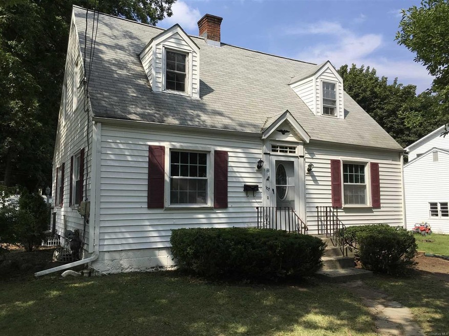 107 E Cedar St, Poughkeepsie, NY 12601 - photo 1