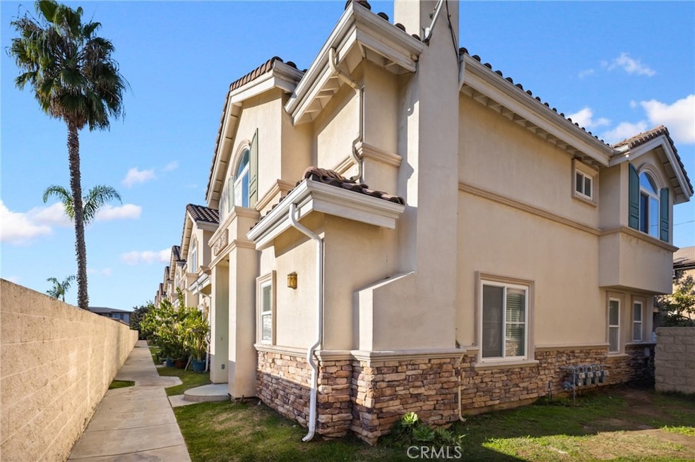 841 S Greenwood Ave unit D, Montebello, CA 90640 - photo 1