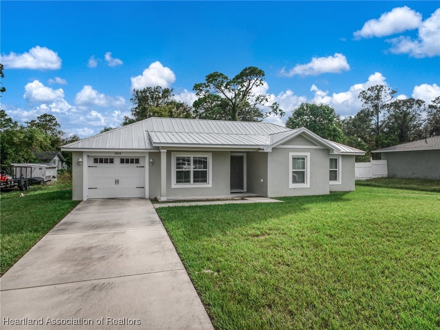 2909 Mullet Ave, Sebring, FL 33870 - photo 1