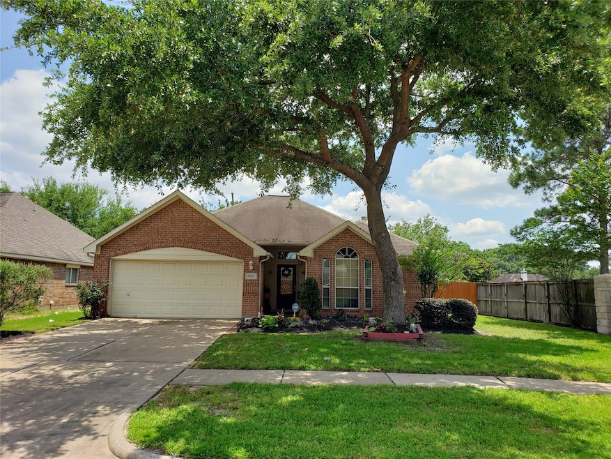 8902 Green Castle Way, Houston, TX 77095 - photo 1