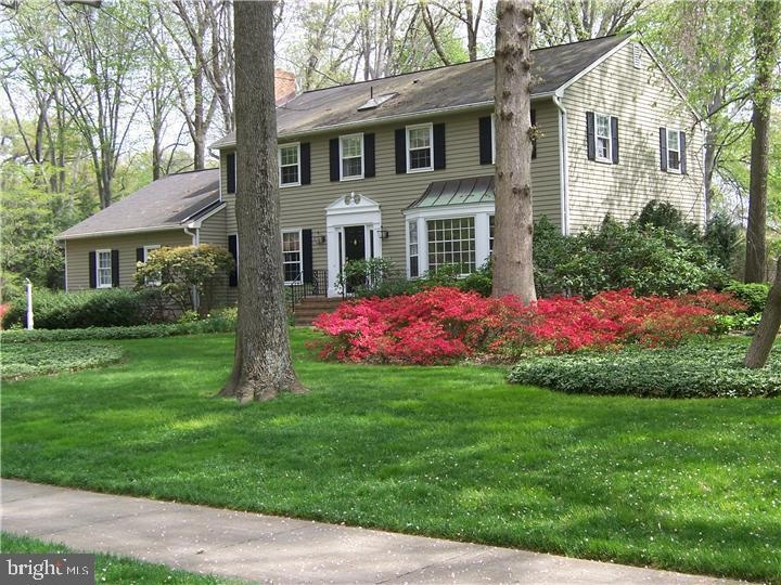 12 Beechtree Ln, Plainsboro, NJ 08536 - photo 1