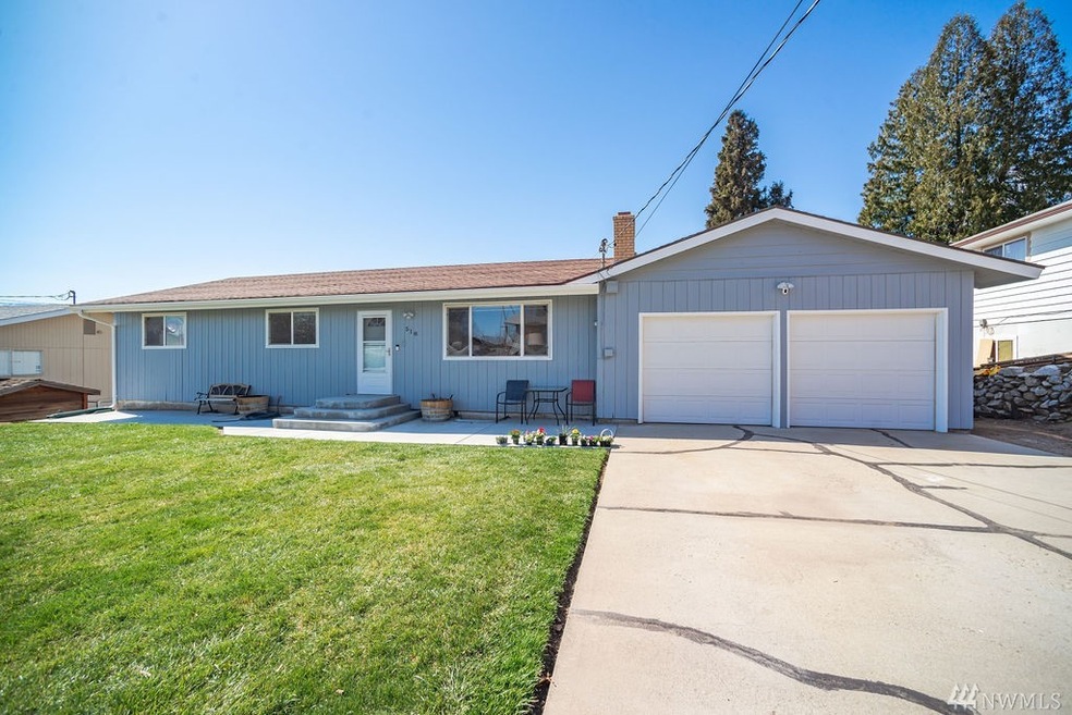 518 N Minor Ave, East Wenatchee, WA 98802 - photo 1