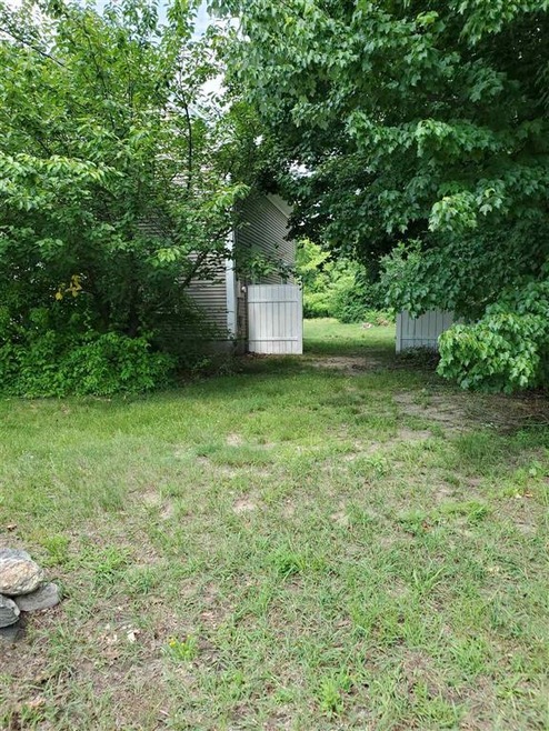 624 Daniel Webster Hwy, MerriMacK, NH 03054 - photo 1