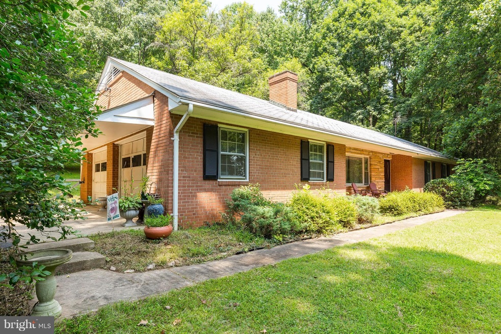 5221 Hillside Dr, Warrenton, VA 20187 - photo 1