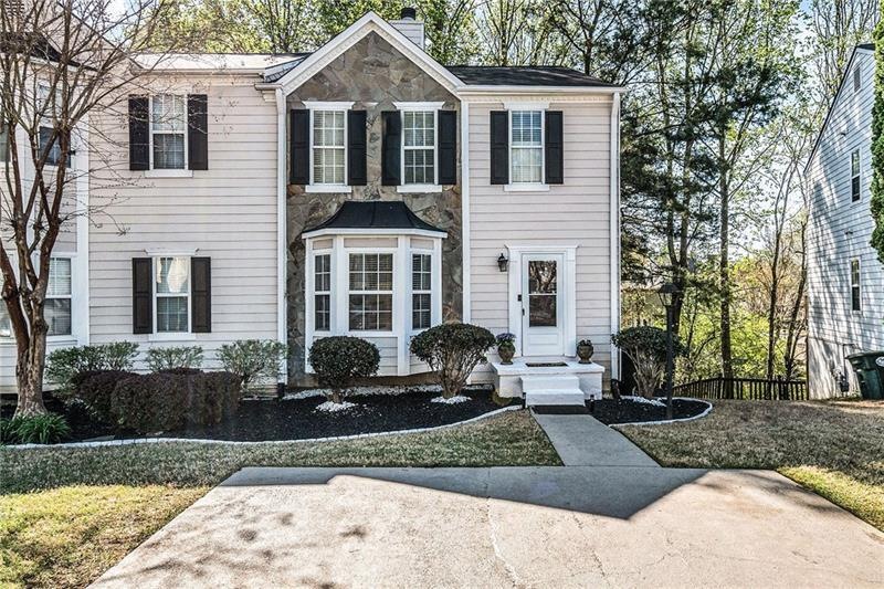 4400 Thorngate Ln, Acworth, GA 30101 - photo 1