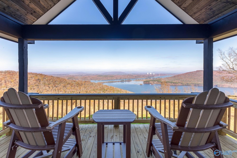 Sold $415,000