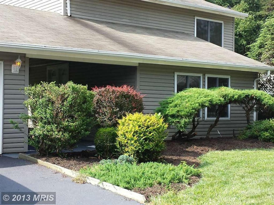 322 Avondale Dr, Sterling, VA 20164 - photo 1