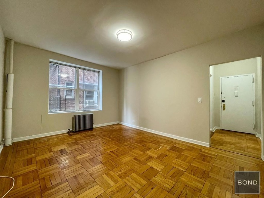 652 W 189th St unit 2G, New York, NY 10040 - photo 1