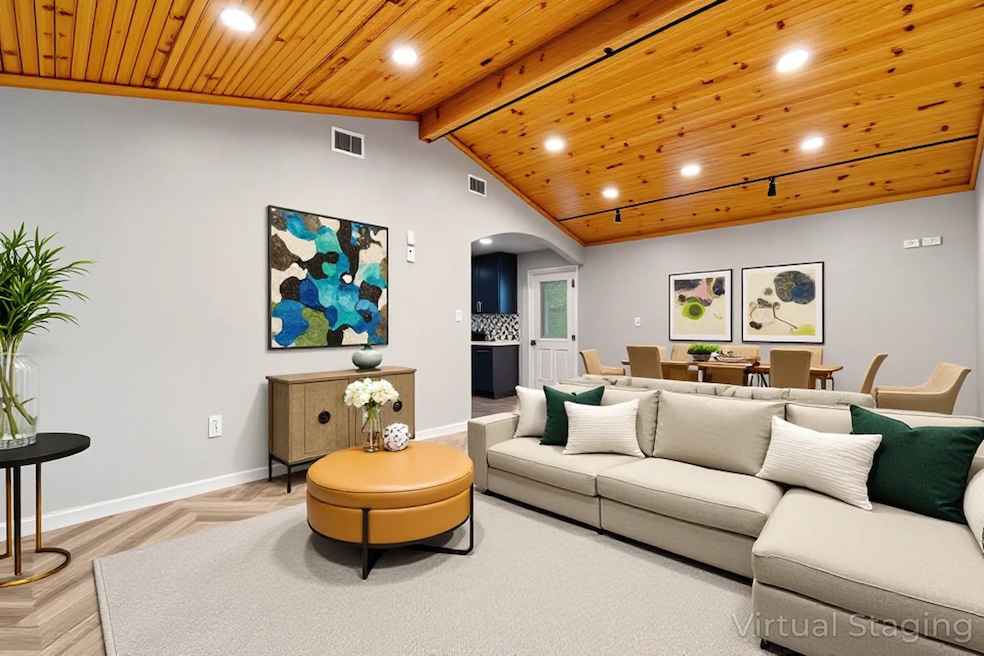 Pending $189,500 • Co-Listing Agent