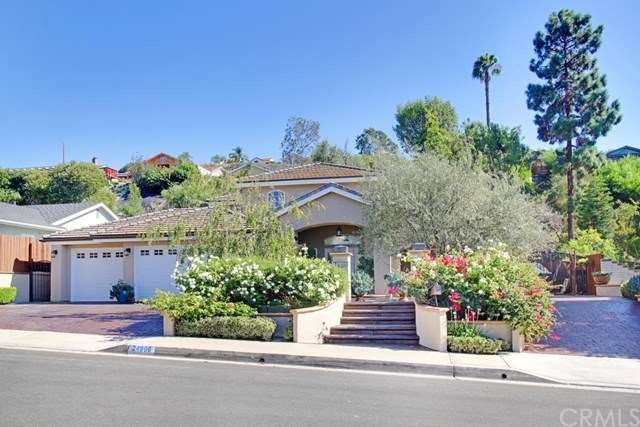 Great curb appeal. 3 car garage + side driveway wi
