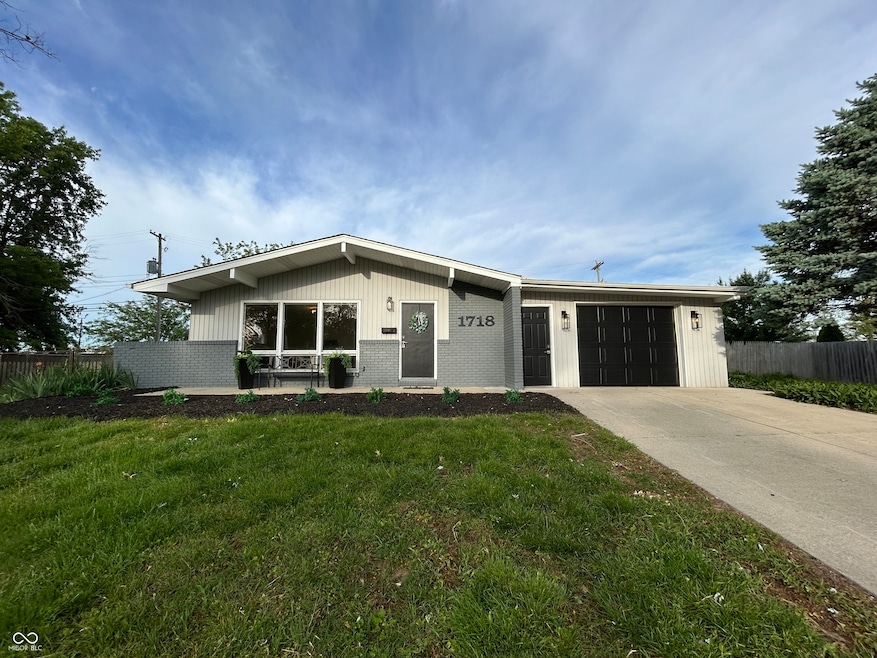 1718 South Dr, Columbus, IN 47203 - photo 1