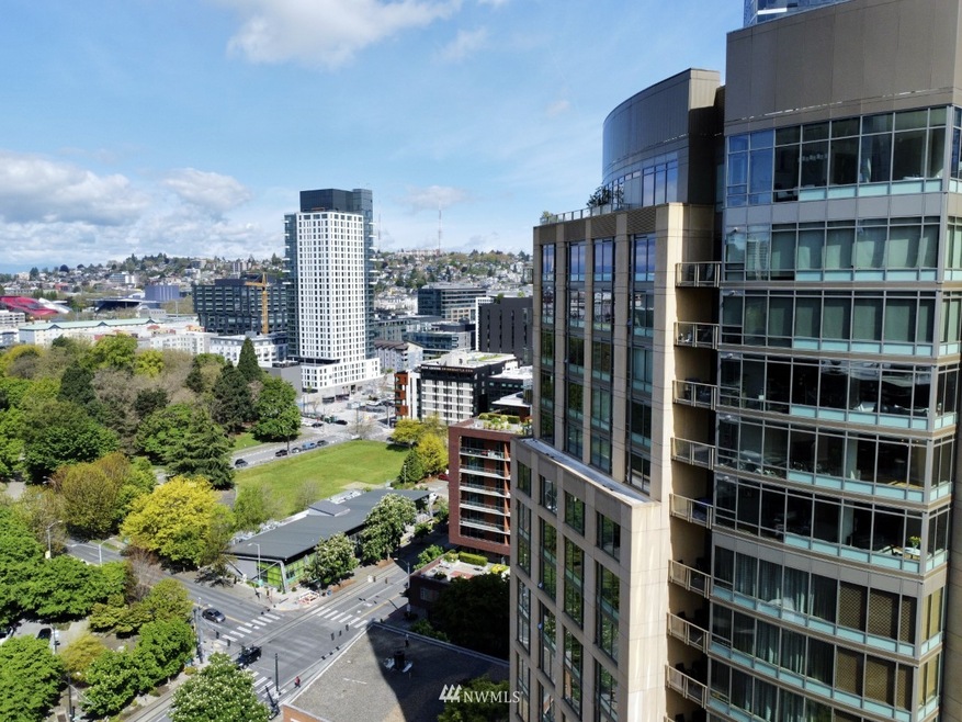 Sold $1,185,000 • Co-Listing Agent