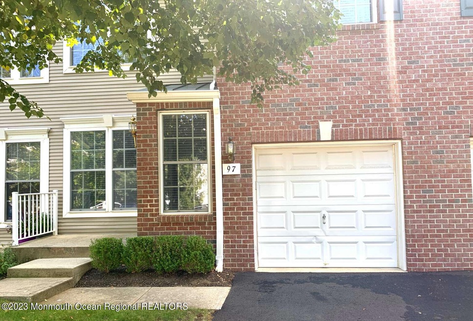 97 Ironwood Ct unit E1, Middletown, NJ 07748 - photo 1
