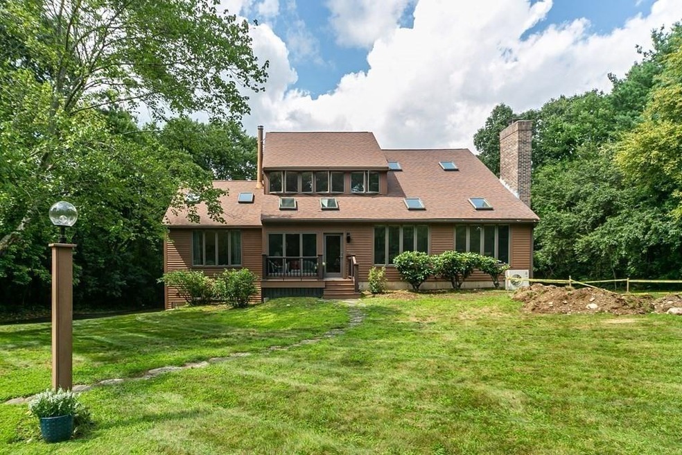 7 Snow St, Sherborn, MA 01770 - photo 1