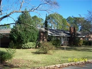 1137 Benjamin Ave, Albany, GA 31707 - photo 1