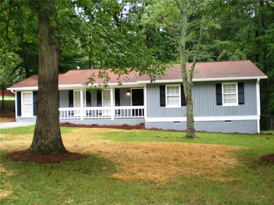 3351 Hollyridge Trail SW, Marietta, GA 30008 - photo 1