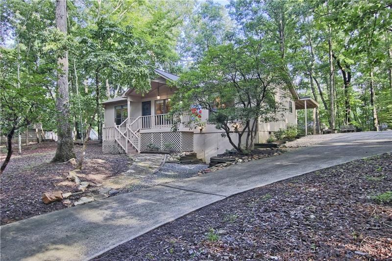 36 Lake View Trace