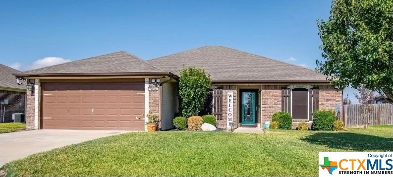 502 Trey, Troy, TX 76579 - photo 1