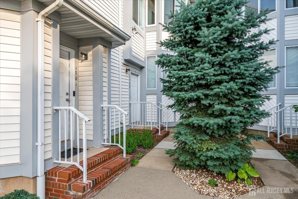 1702 Amanda Ct, Piscataway, NJ 08854 - photo 1