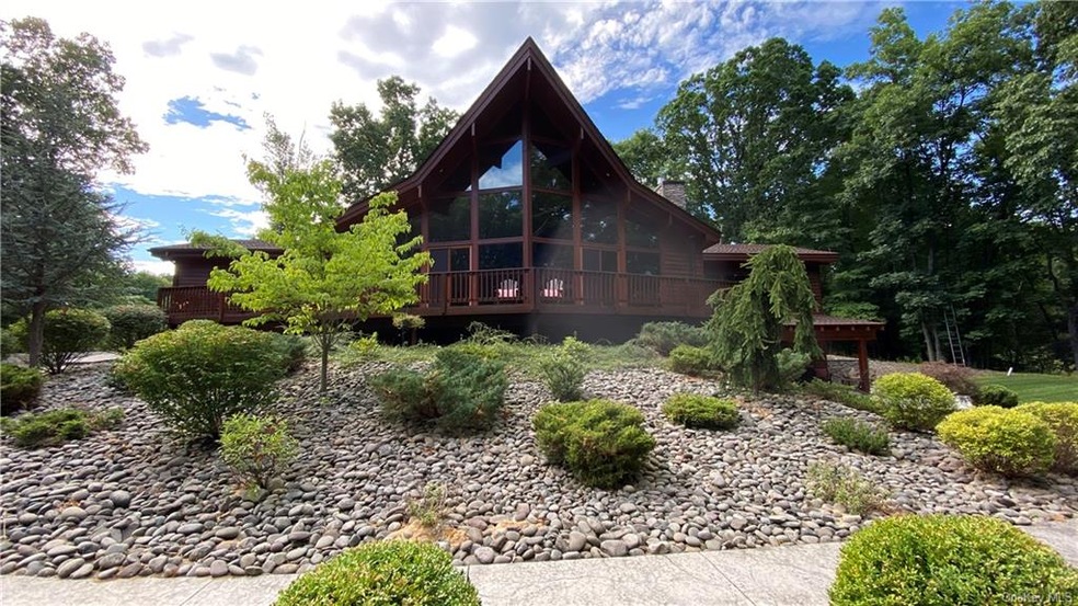 571 Winterton Rd, Bloomingburg, NY 12721 - photo 1