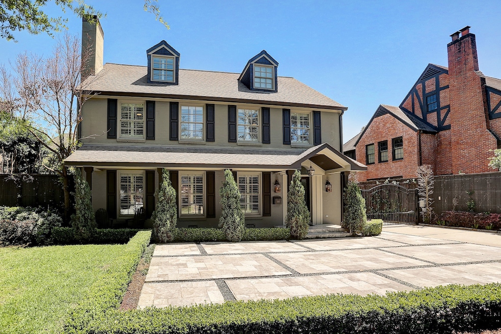 2143 Chilton Rd, Houston, TX 77019 - photo 1