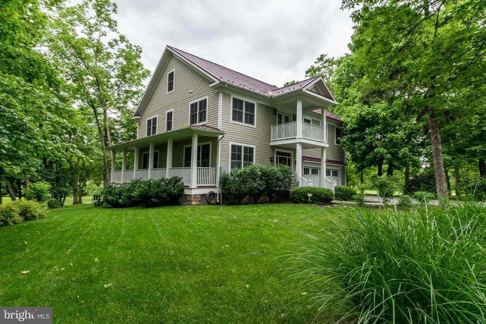 270 S Tamarac Dr, Shepherdstown, WV 25443 - photo 1