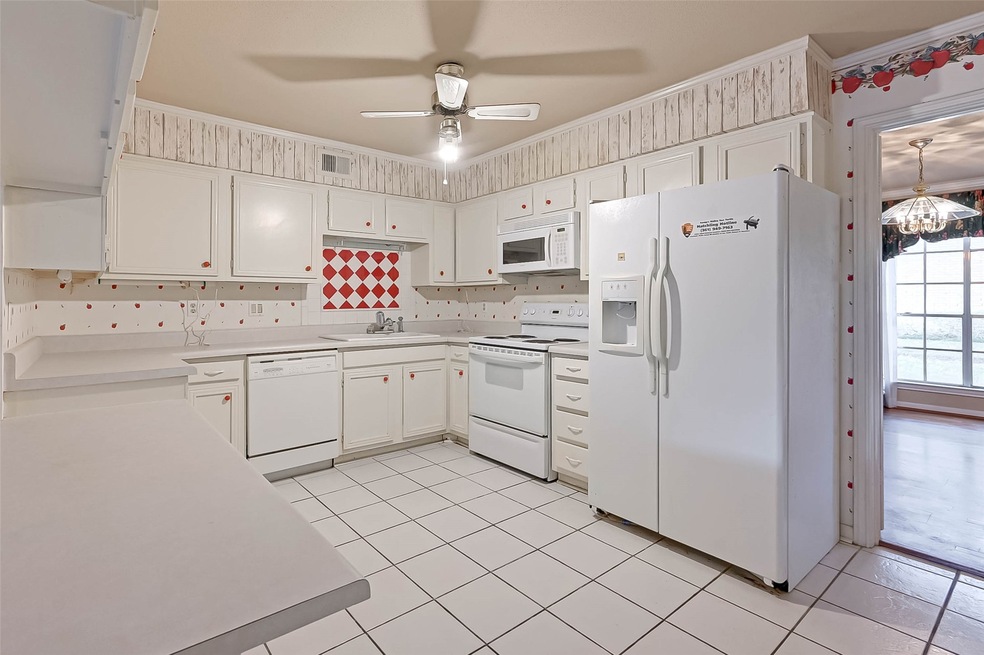 1667 W Sam Houston Pkwy S, Houston, TX 77042 - photo 1