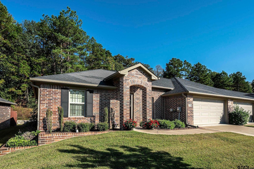 5040 Shiloh Ridge Dr, Tyler, TX 75703 - photo 1