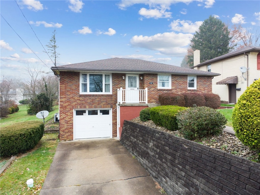 1013 10th St, Irwin, PA 15642 - photo 1