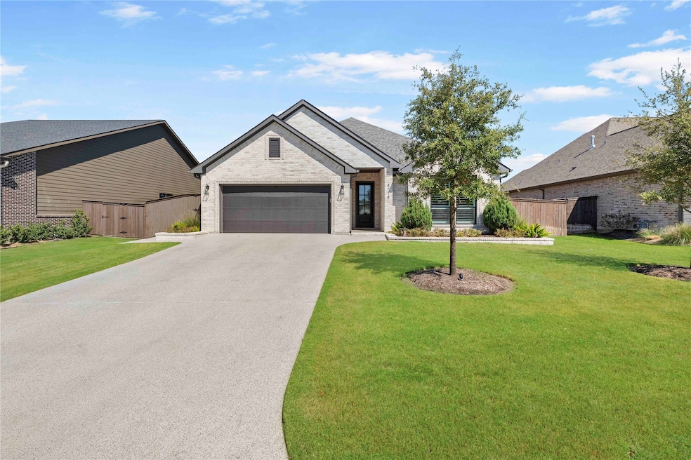4714 Pearl River Ct, College Station, TX 77845 - photo 1