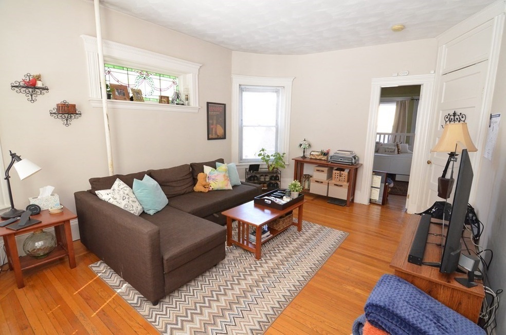 690 Washington St unit 1, Brookline, MA 02446 - photo 1