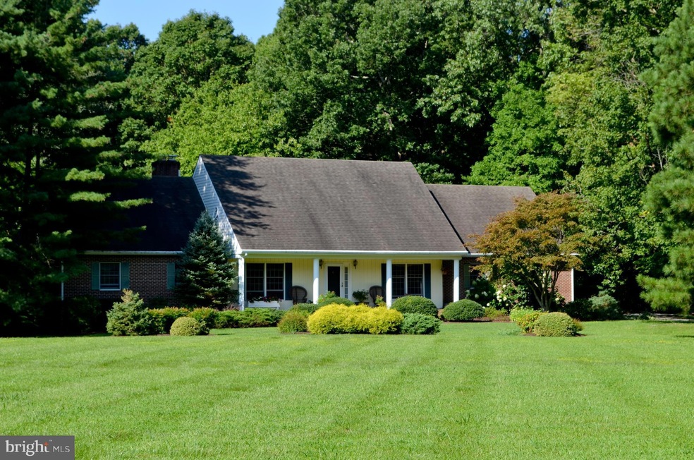 28001 Southside Island Creek Rd, Trappe, MD 21673 - photo 1
